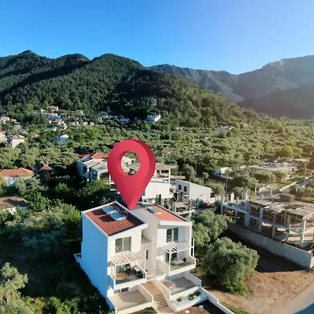 Chrisi Apartament