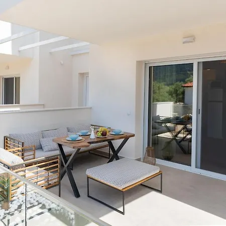 Chrisi Appartement *