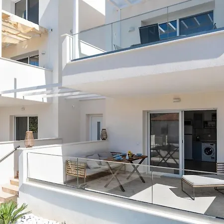 Chrisi Appartement *