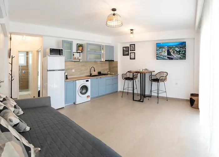 Apartment Chrisi *